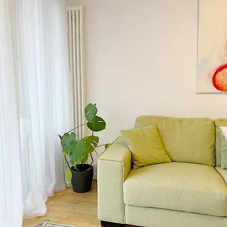 Prime Comfort Apartment With Balcony & Free Parking Berlin Exterior photo